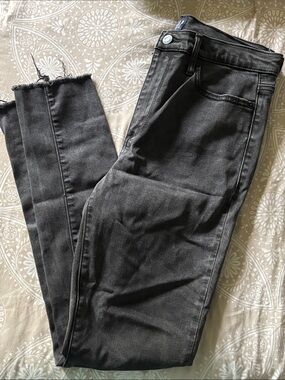 Gap Jeans -Women's Black Skinny Jeans - Classic Slim Fit